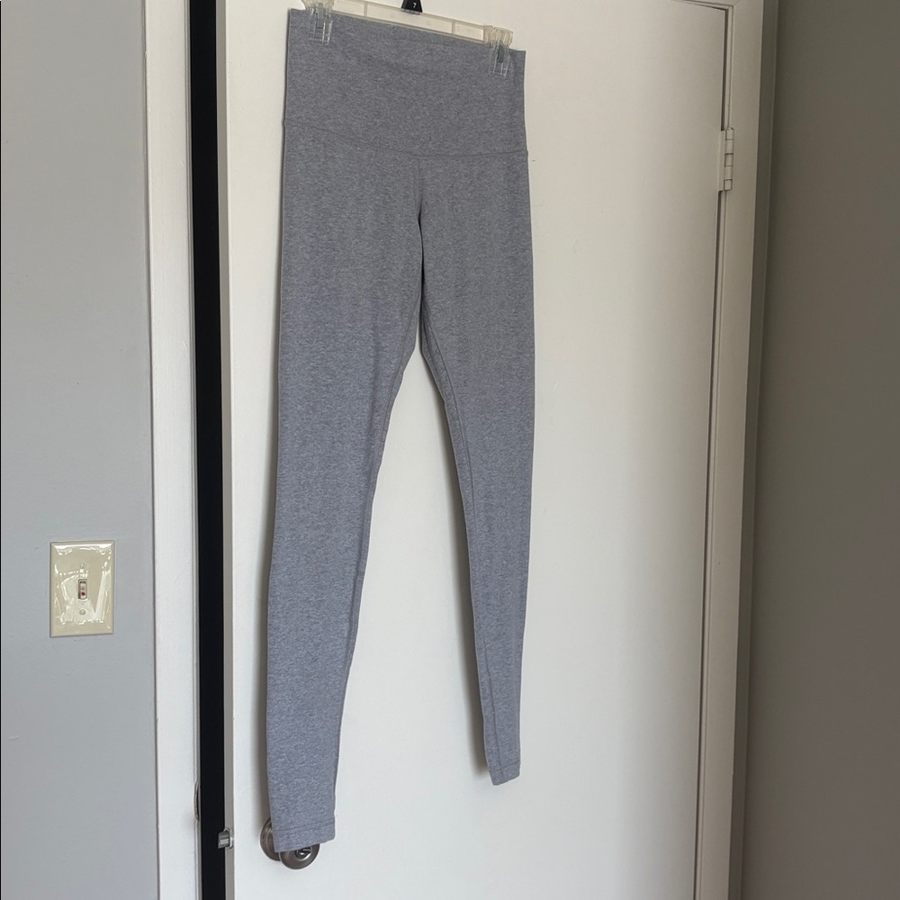 NEW Lululemon Align High Rise Pant Leggings 31” inseam size 6 grey tall long - Picture 6 of 6